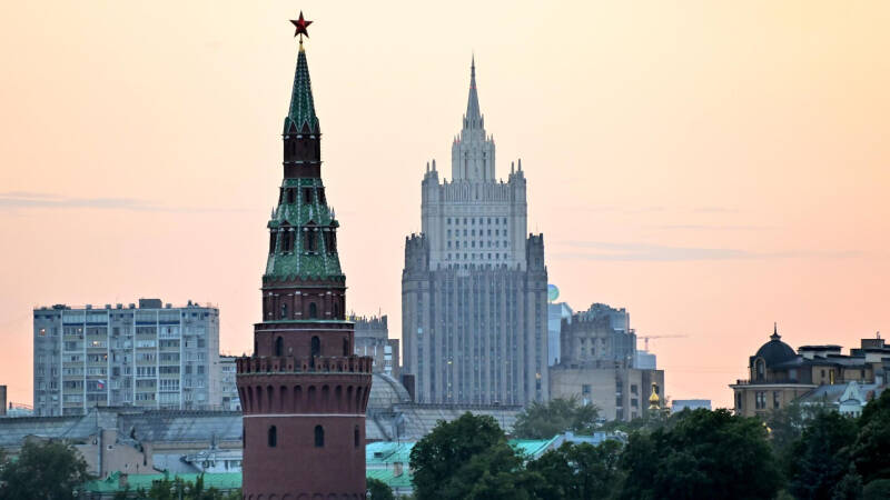 Иностранцы смогут оформлять российскую визу в стране пребывания